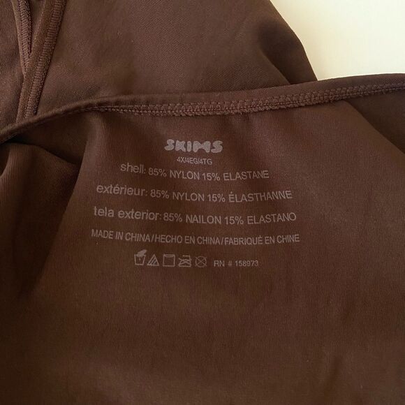 Skims Soft Smoothing Thong Bodysuit - Cocoa - 4x - Picture 5 of 6